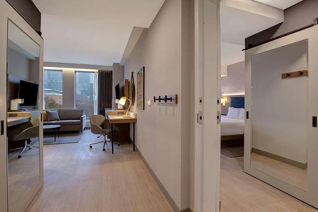Homewood Suites By Hilton Montreal Downtown