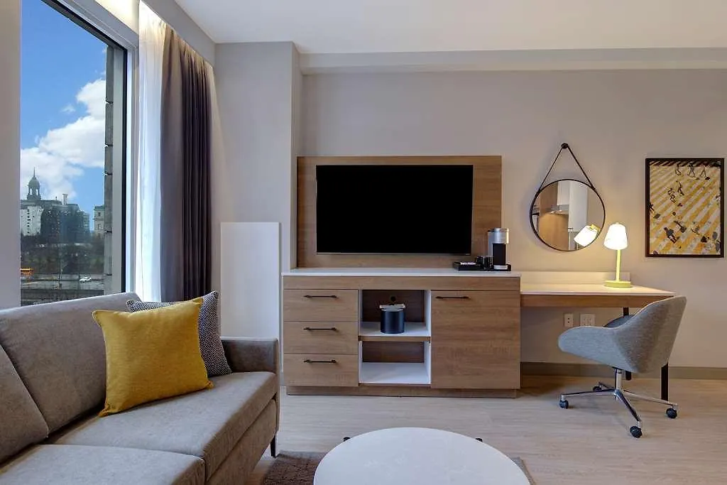 Homewood Suites By Hilton Montreal Downtown 3*,  カナダ