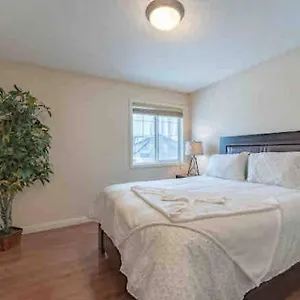 Villa 2500 Sq House In Springbank Hill Bl 261818