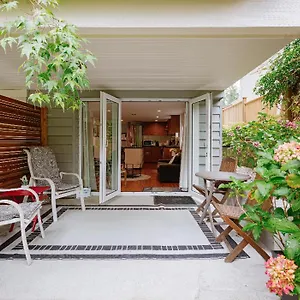 Apartment West Side 1br Dunbar Garden