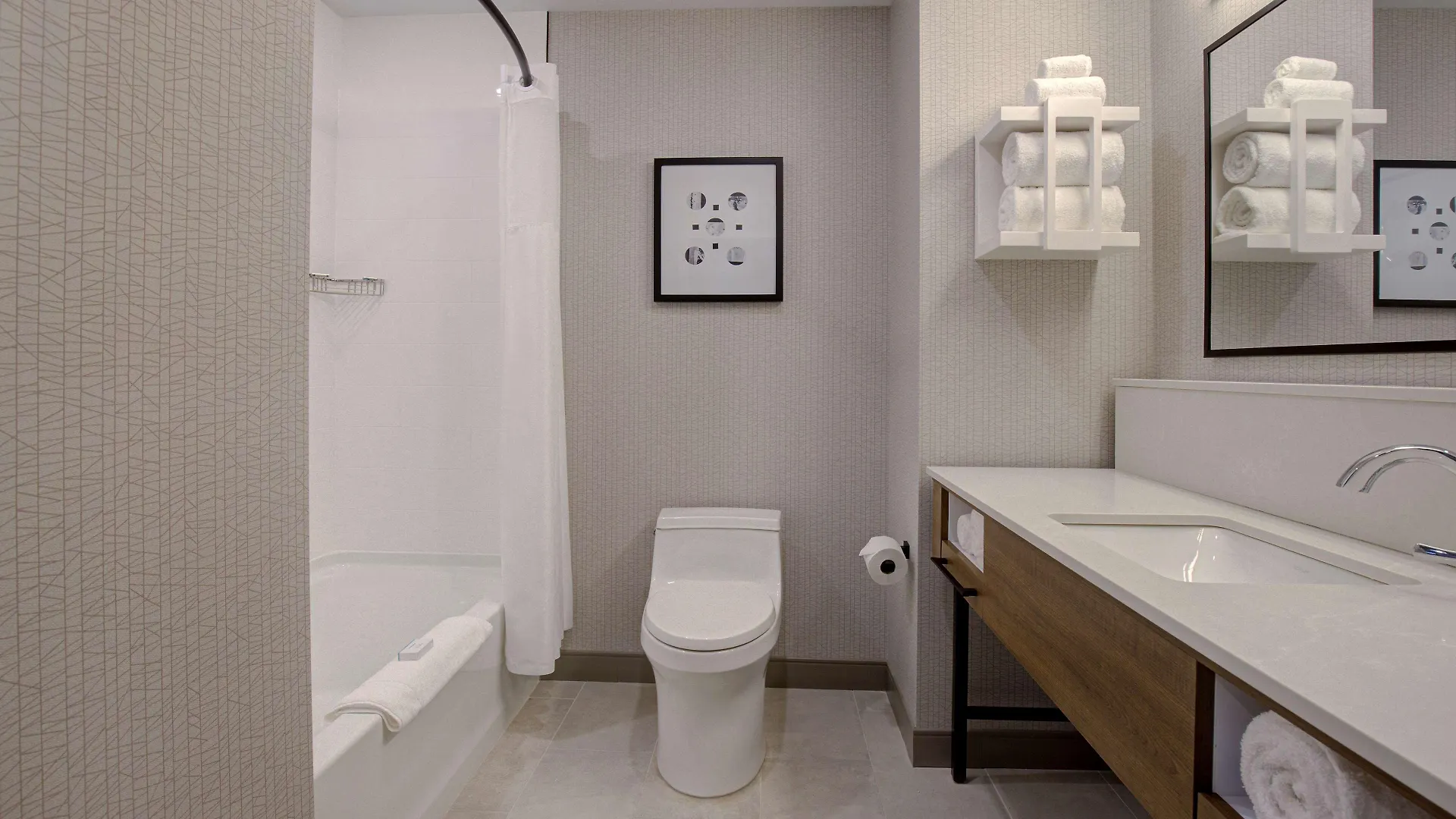 Hotel Homewood Suites By Hilton Montreal Downtown