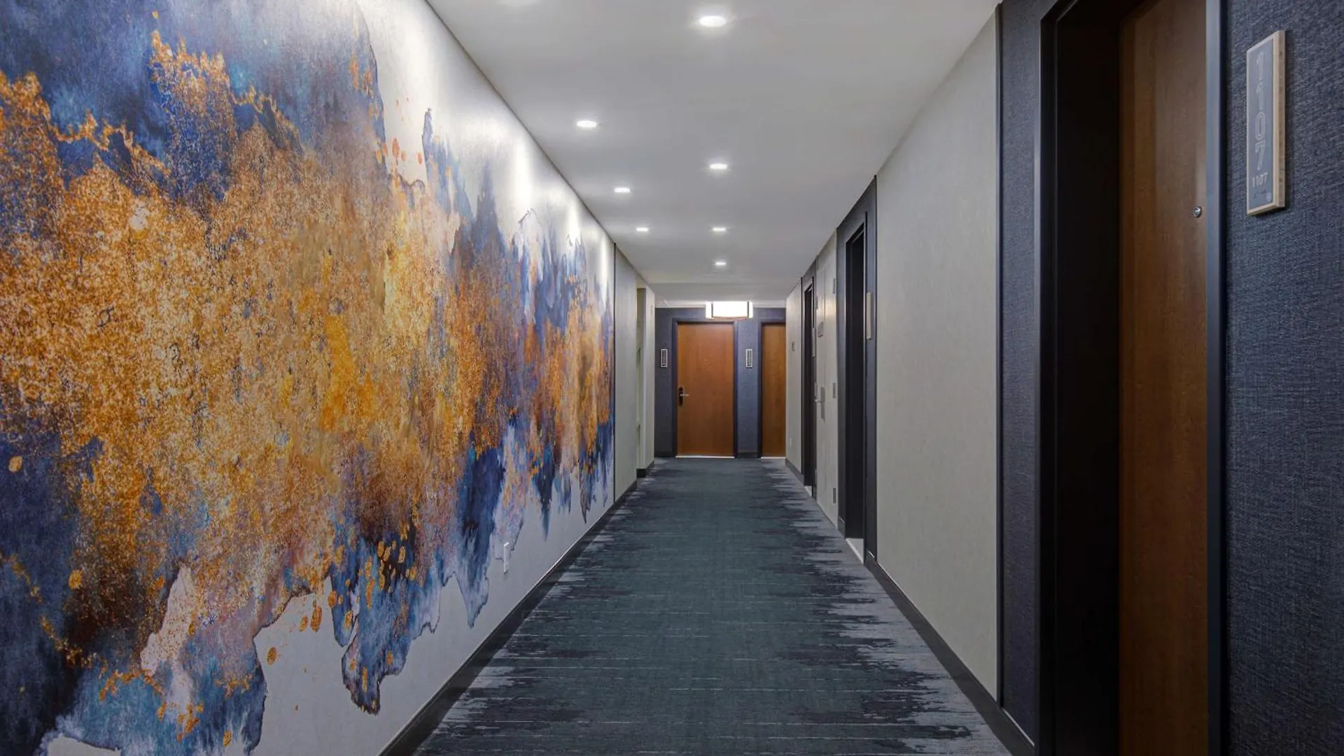 Homewood Suites By Hilton Montreal Downtown