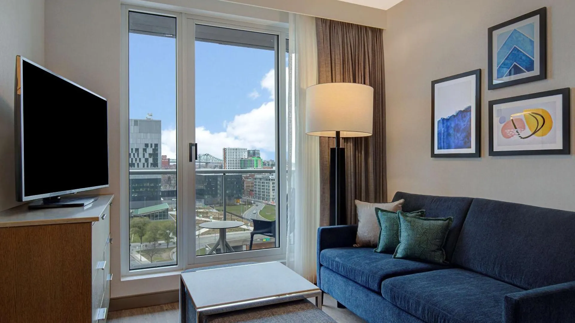 Hotel Homewood Suites By Hilton Montreal Downtown