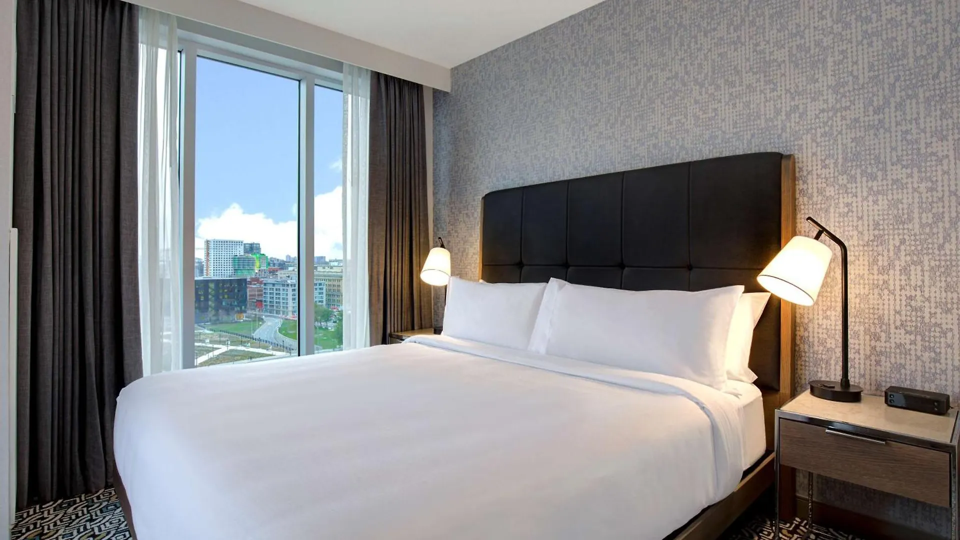 Homewood Suites By Hilton Montreal Downtown 3*,