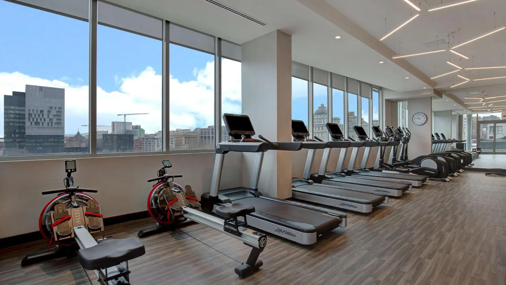 Hotel Homewood Suites By Hilton Montreal Downtown